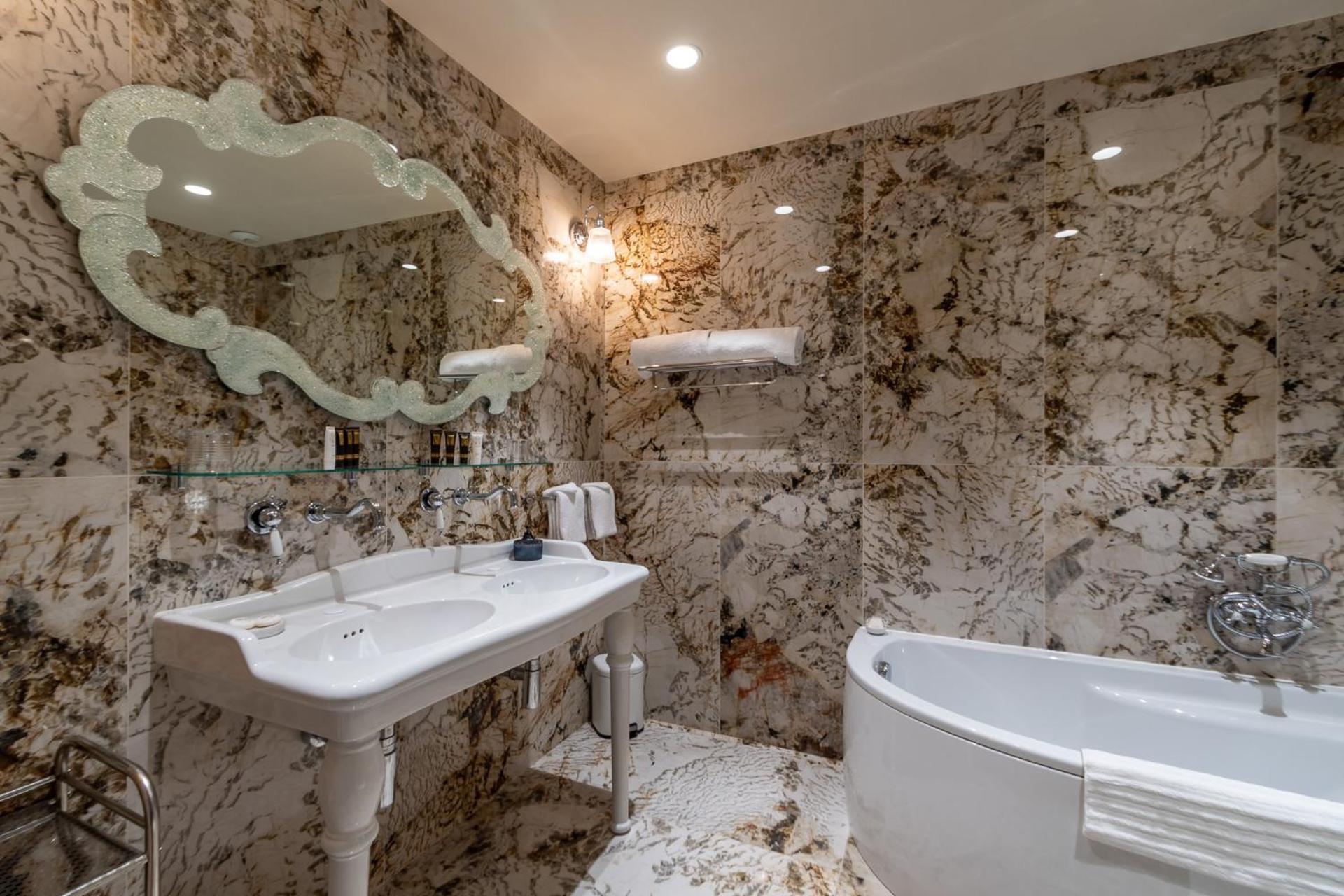 Hotel Demeure Loredana Saint-Florent  Εξωτερικό φωτογραφία